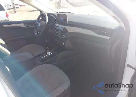 2022 Ford Escape Se z USA, uszkodzony, nr VIN 1FMCU9G69NUA60936